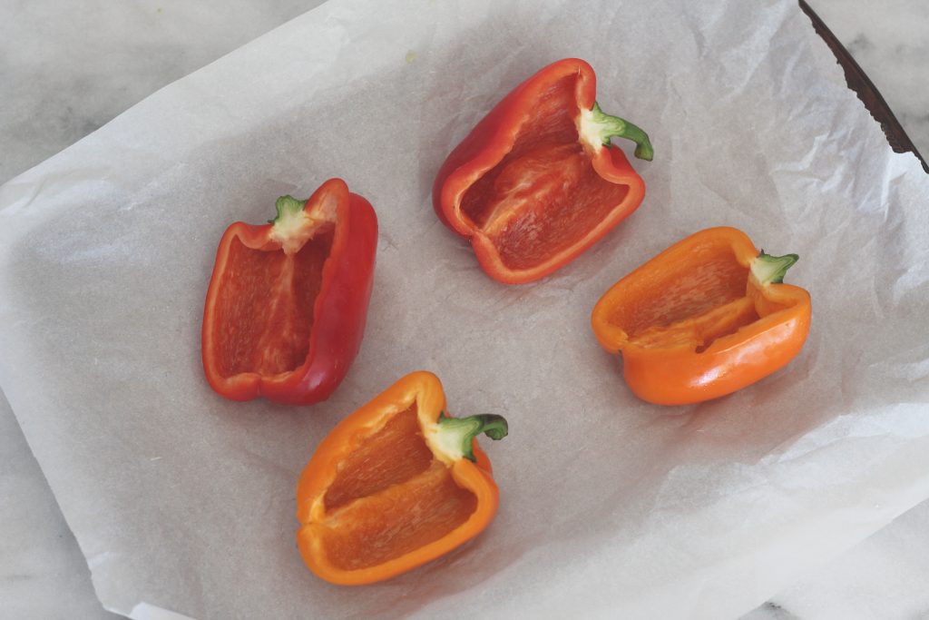 Make these white cheddar, bacon and bell pepper egg boats for your low carb brunch! #keto #ketorecipes #breakfast #brunchrecipes #lowcarb